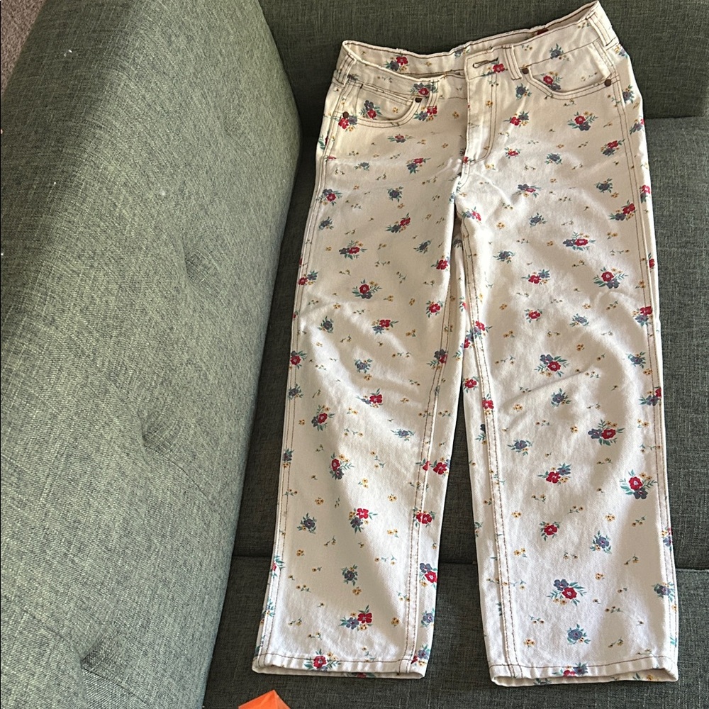 Wrangler Women's Cream Floral Straight Leg Jeans
